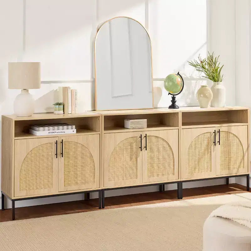 Mobiletto ad arco a 2 ante in rattan Best Choice Products, credenza, buffet, con foro passacavi, ripiano regolabile