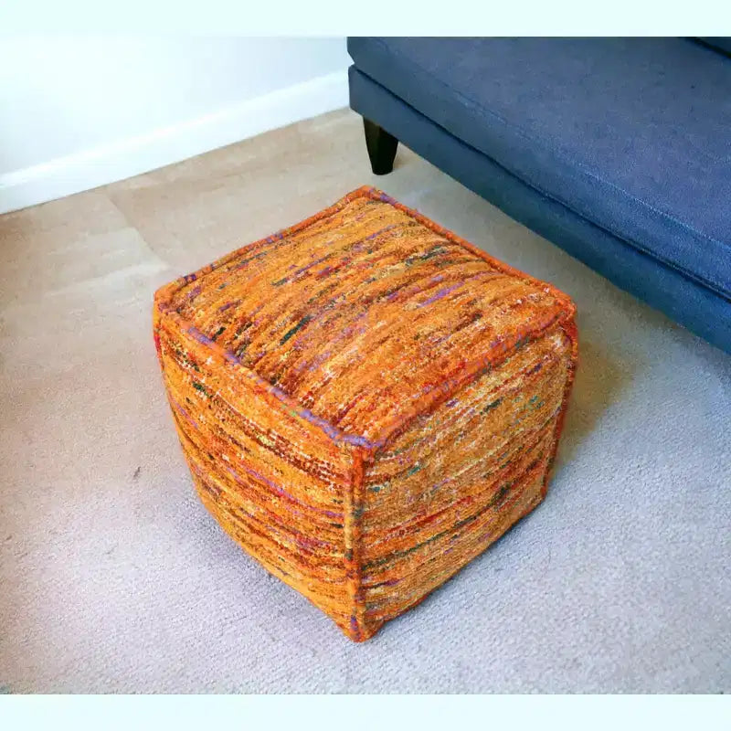 Pouf/ottoman cubico 18 arancione in seta e cotone riciclati