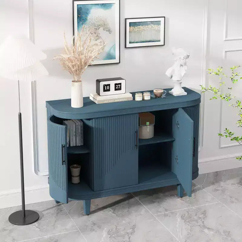 Credenza curva blu da 47,2 pollici, mobile contenitore decorativo, consolle in legno con 4 ante e ripiani interni regolabili