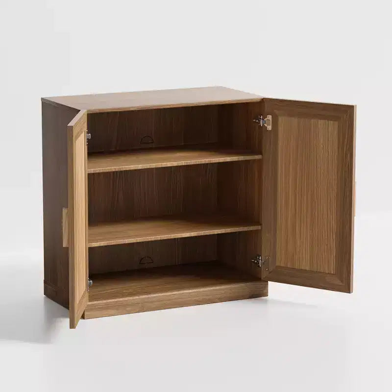 Mobile e credenza impilabili in legno massello con ripiani regolabili