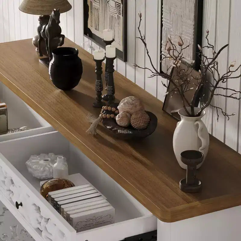 Credenza decorativa bianca Famapy, mobile d'accento con rilievo cavo - Libreria con ante a fantasia