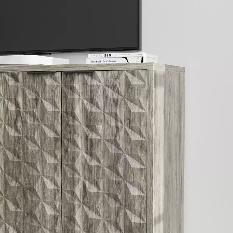 GDFStudio Hwei Mobile Contenitore Moderno da 140 cm con 4 Ante a Rilievo Diamantato e Ripiani Regolabili