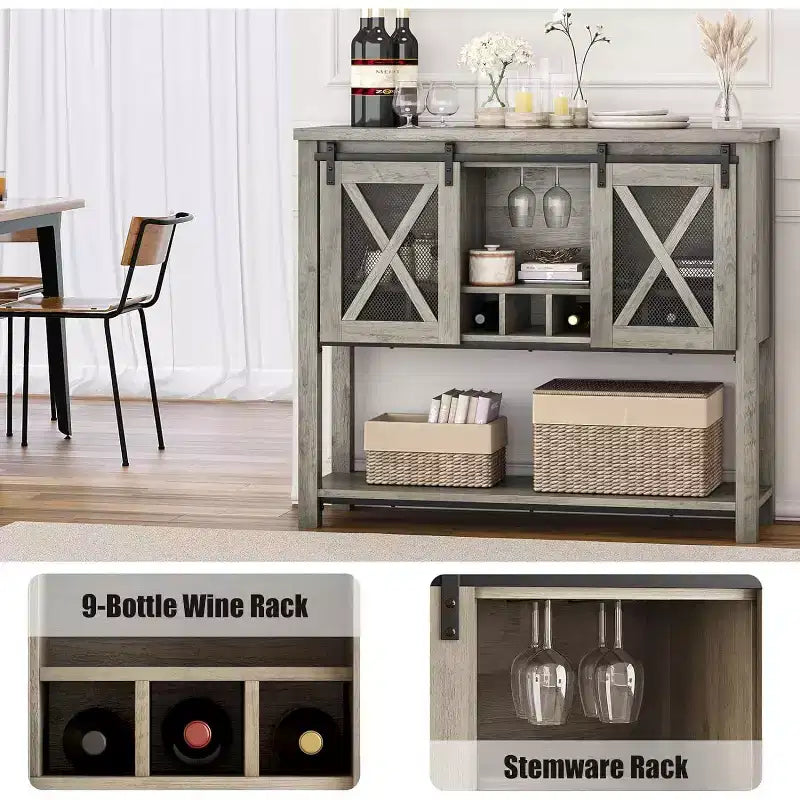 60 Mobile Bar Caffè e Vini stile Farmhouse con Ante Scorrevoli a Granaio - Credenza Rustica con Portabottiglie Integrati, Ripiani Aperti