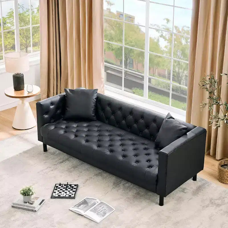 Divano Chesterfield a 3 Posti in Similpelle, Realizzato a Mano con Bottoni Trapuntati, Seduta Profonda e 2 Cuscini, Braccioli Arrotondati, per Soggiorno, Appartamento
