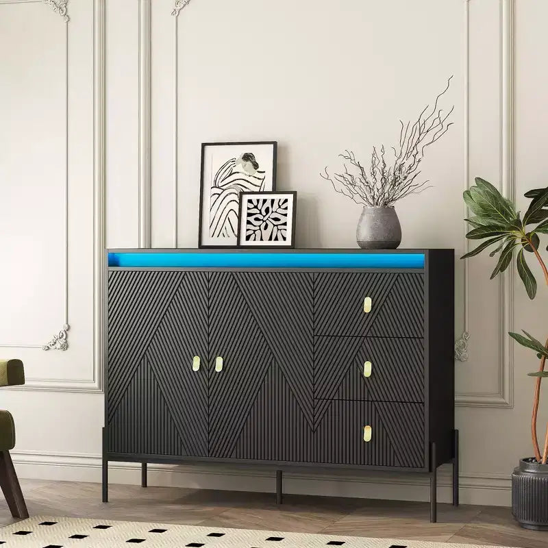 Meuble de rangement Okak Buffet, Buffet cannelé avec portes et étagères réglables, Console de bar à café pour salon/salle à manger