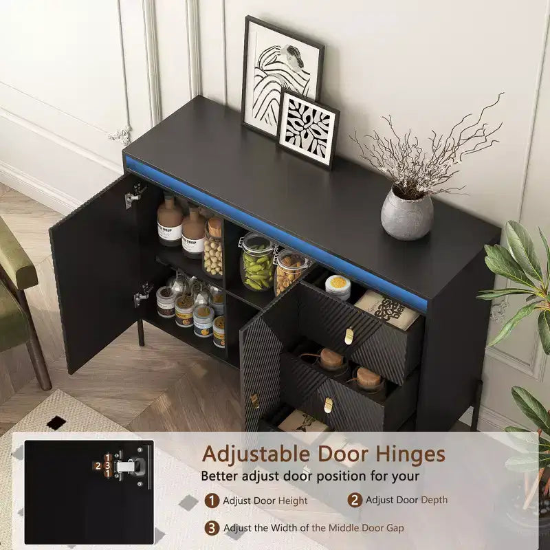 Meuble de rangement Okak Buffet, Buffet cannelé avec portes et étagères réglables, Console de bar à café pour salon/salle à manger