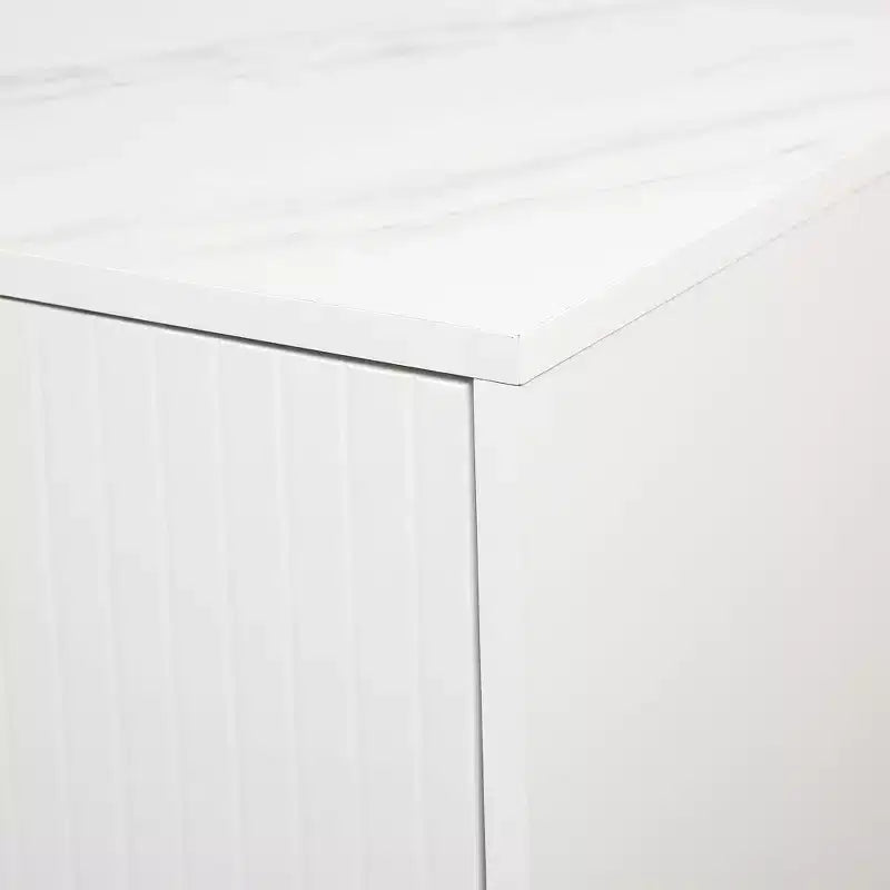 Credenza Hostack con 4 Ante, Ripiani Regolabili, Maniglie e Gambe in Metallo per Soggiorno, Bianco
