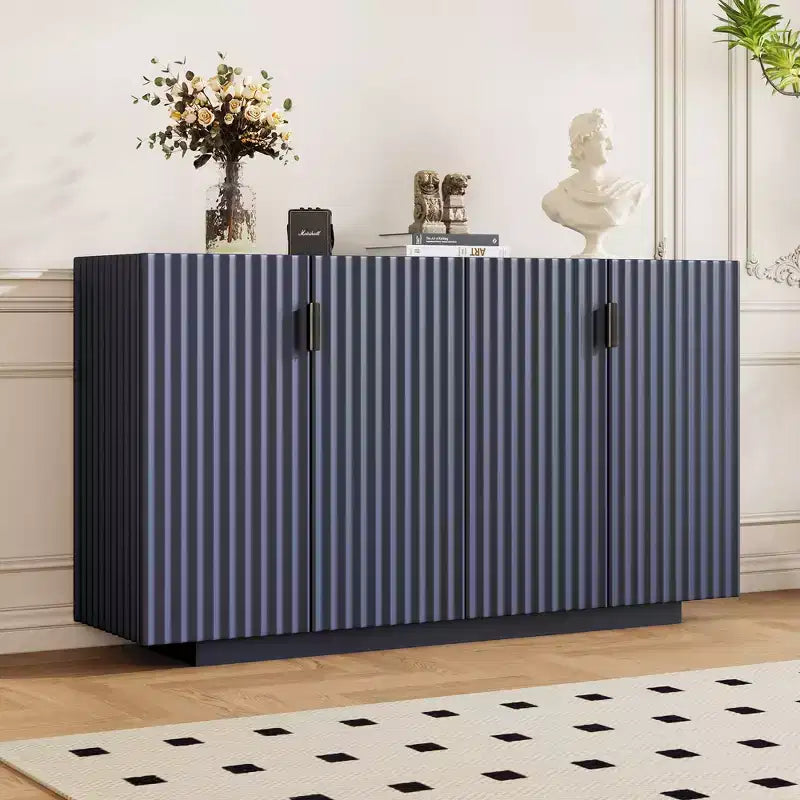 Buffet moderne 4 portes cannelées avec étagères réglables pour salle à manger et salon
