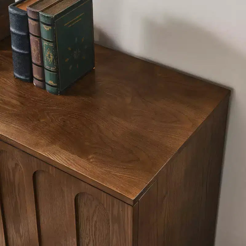 MAYEERTY Madia a Credenza Scanalata con Ripiani, Gambe in Legno Massiccio, per Soggiorno Sala da Pranzo