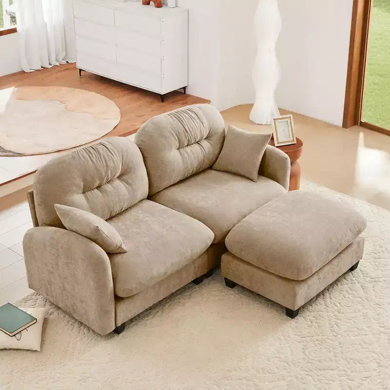 Divano sezionale a L 74 Beige Cloud con pouf in morbido tessuto ciniglia e schiuma ad alta densità per salotti