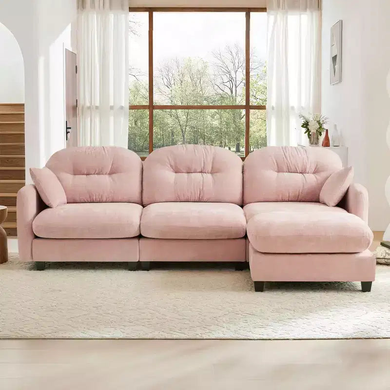 Divano componibile a L a 3 posti in tessuto ciniglia beige con pouf per soggiorno