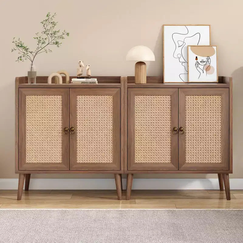 Mobile credenza Okak, credenza buffet con 2 ante decorate in rattan, mobile contenitore per soggiorno, sala da pranzo, cucina