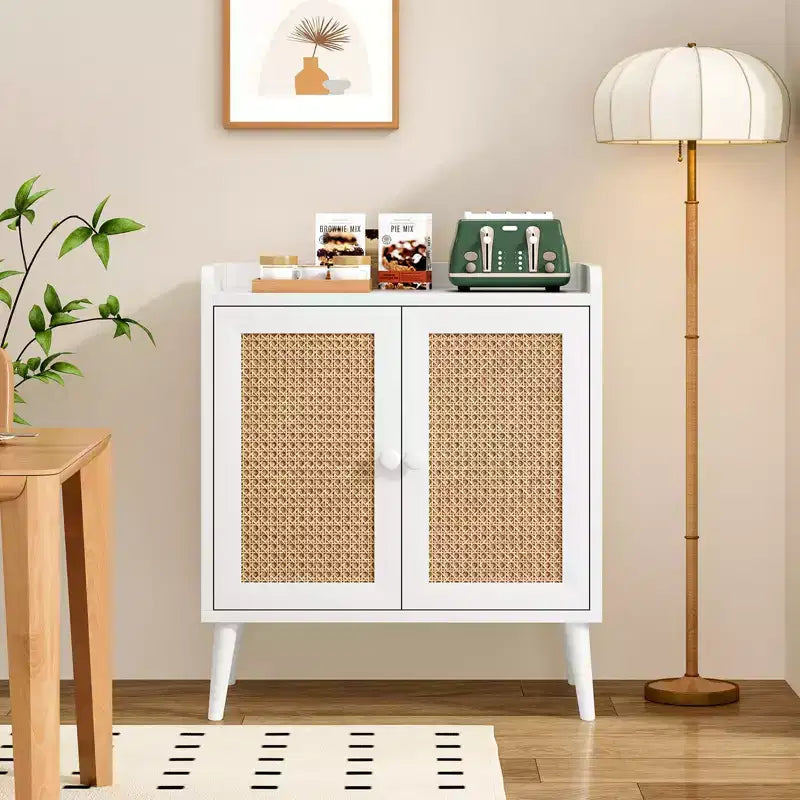 Meuble de Rangement Okak, Buffet avec 2 Portes Décorées en Rotin, Meuble de Rangement pour Salon, Salle à Manger, Cuisine
