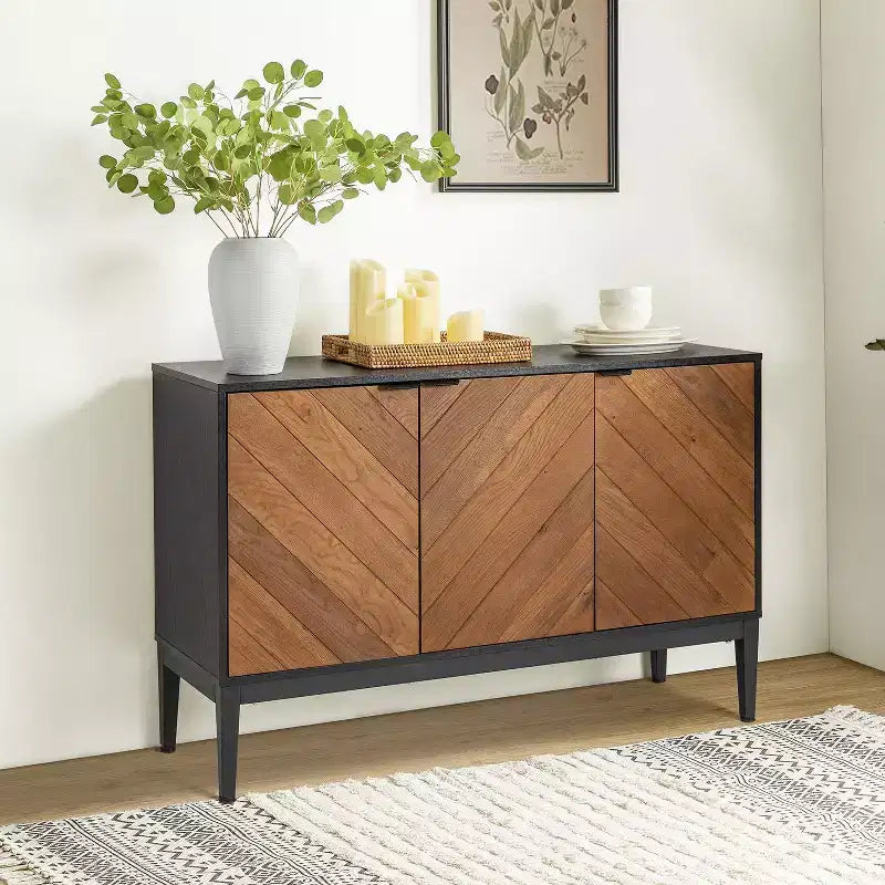 Eugen 47 Madia contenitore WideModern con gambe regolabili in metallo nero | KARAT HOME-BLACK