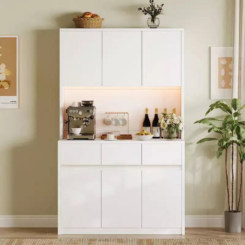 Coolmee Mobile Dispensa da Cucina da 71 pollici, Credenza con Luci a LED e Prese di Corrente, Madia con Supporto per Microonde, Ripiani Regolabili