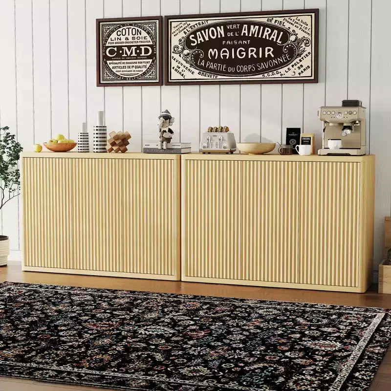 CuisinSmart 46.7 Credenza Buffet con 3 Ante e Ripiani Regolabili, Mobile TV Scanalato Tavolo da Caffè per Sala da Pranzo Soggiorno Cucina