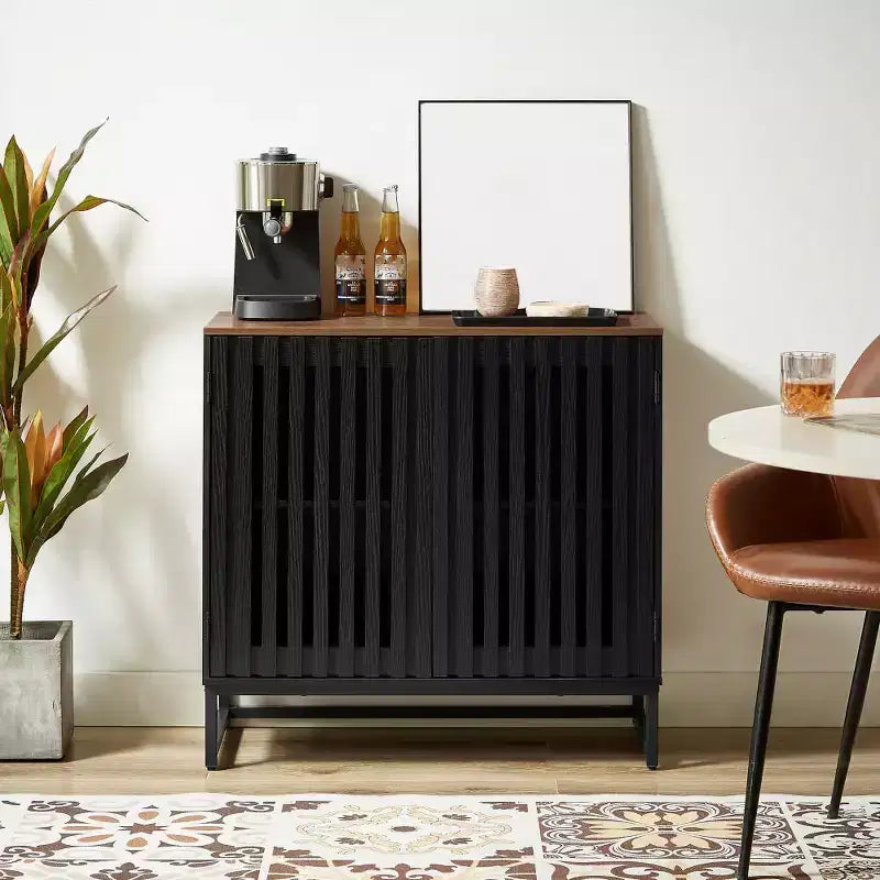 Mobile contenitore scanalato, credenza a buffet con ripiani regolabili, consolle con credenza contenitore