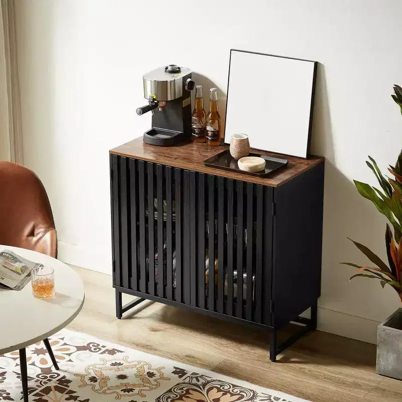 Mobile contenitore scanalato, credenza a buffet con ripiani regolabili, consolle con credenza contenitore