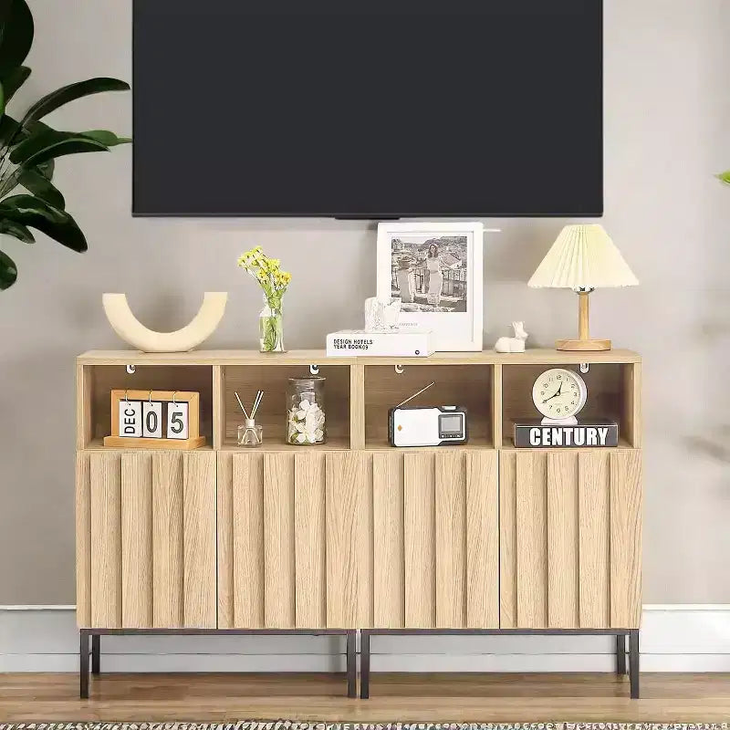 23.6 Credenza scanalata con armadietto contenitore, credenza buffet con anta a pannelli scanalati e gambe in metallo