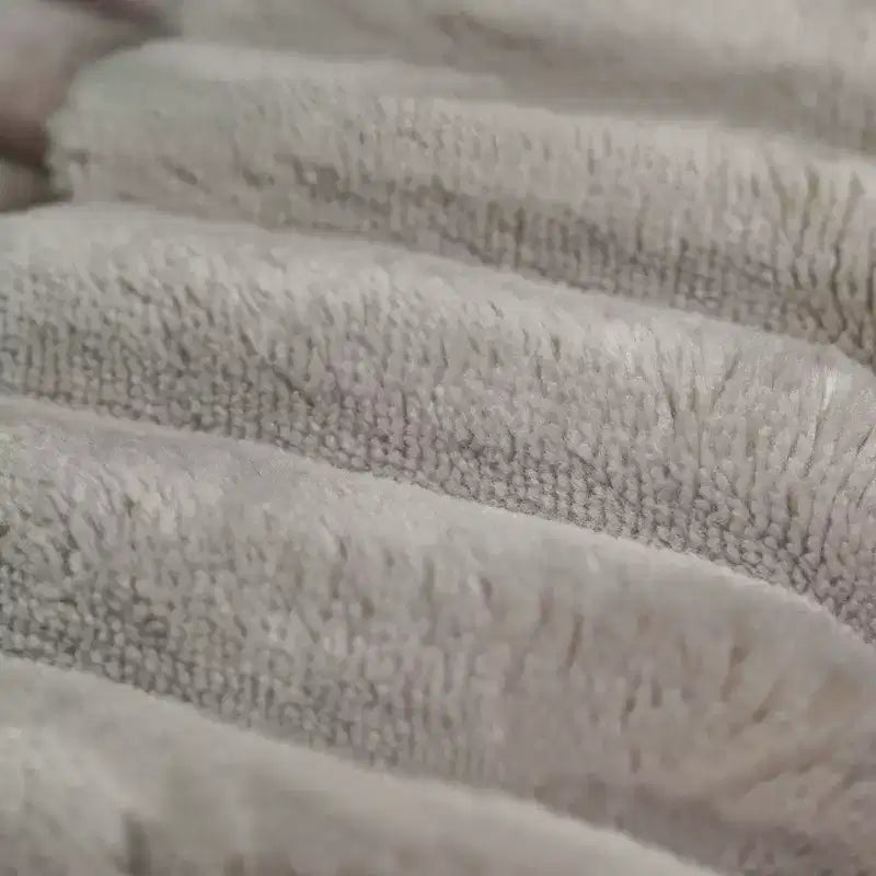 Divano componibile in velluto a coste da 107 pollici nero Cloud con chaise longue a L, divano modulare moderno con seduta profonda per soggiorno appartamento