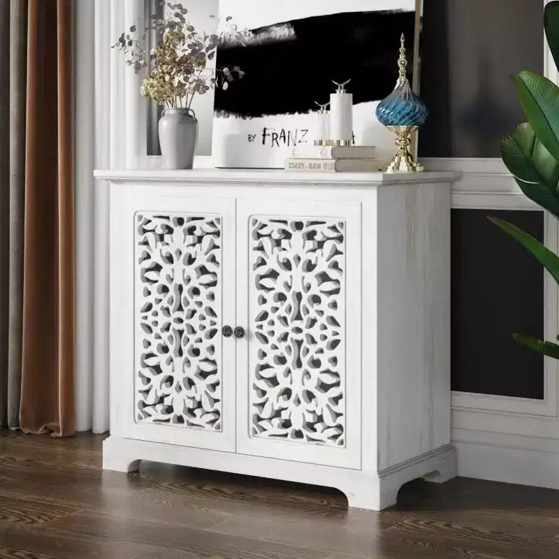 Credenza antica con ante intagliate, mobile buffet con finitura anticata - Panipeachy