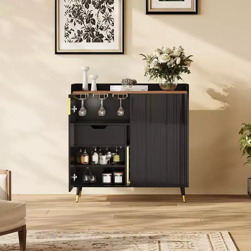 Credenza/Madia Nera Piccola, Ante Scanalate, Portabottiglie Integrato per Sala da Pranzo o Soggiorno
