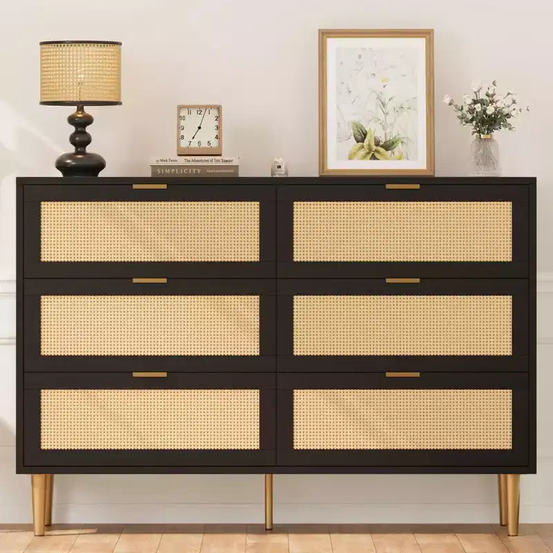 Cassettiera a 6 cassetti in rattan naturale per camera da letto, cassettiera con gambe e maniglie dorate, cassettiera doppia larga con ripiano ampio e anti-ribaltamento