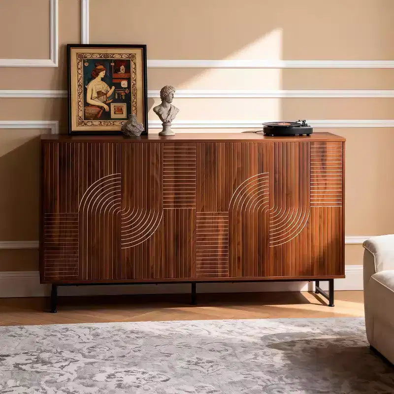JVNOXK Credenza multifunzionale Mid-Century Modern da 59 pollici con intaglio geometrico, armadio contenitore con gambe in metallo, ideale per sale da pranzo, legno