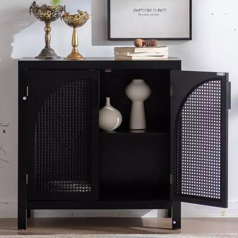 Mobiletto d'accento con ante, Credenza a buffet in rattan con contenitore, Ripiano regolabile, Mobiletto stretto 29 pollici