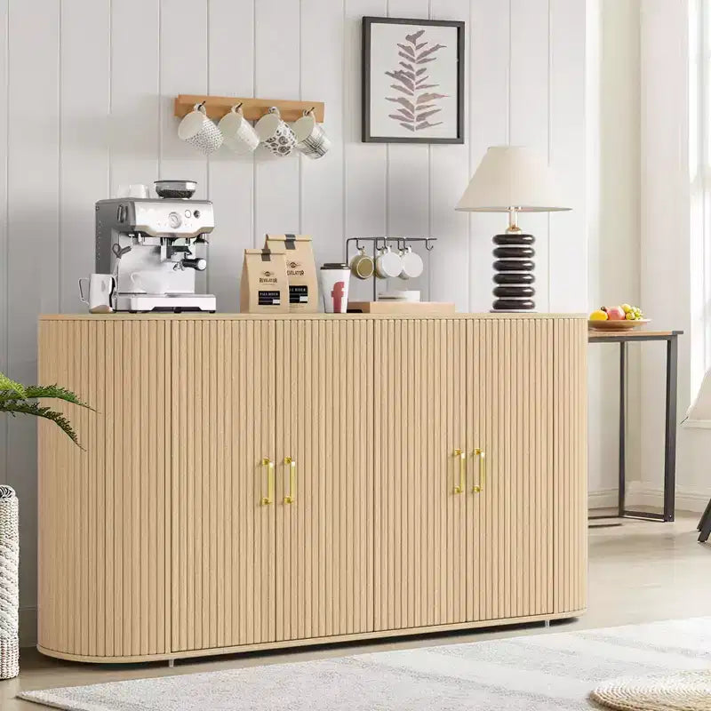 Mobile credenza a buffet da 63 pollici con contenitore, credenza accentata scanalata con ripiani regolabili, mobile credenza moderno con bordo curvo, tavolo consolle