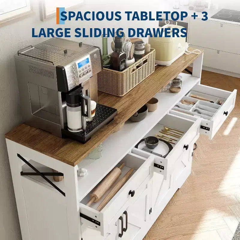 Buffet de ferme de 51 po avec station de recharge, 3 tiroirs et 4 portes coulissantes, meuble de rangement pour cuisine, salle à manger ou salon, blanc