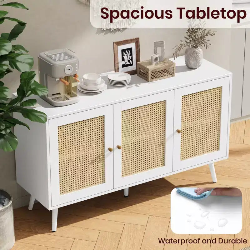 Madia moderna in rattan stile boho - Credenza spaziosa con ripiani regolabili - Soluzione di archiviazione per sala da pranzo, cucina, soggiorno