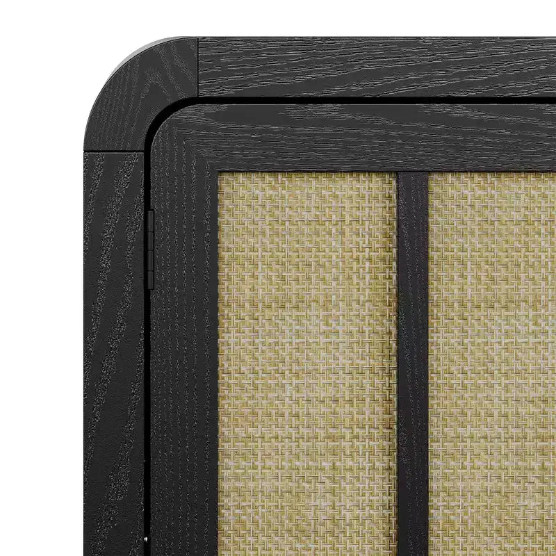 59 Mobile Buffet Nero in Rattan con 4 Ante, Credenza Boho con Ripiani Regolabili, Accento in Legno per Sala da Pranzo e Soggiorno
