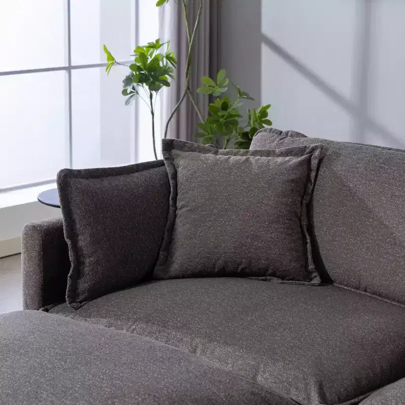 GDFStudio Fairmont 113.77 Divano componibile a 3 posti rivestito in ciniglia con pouf e cuscini lombari
