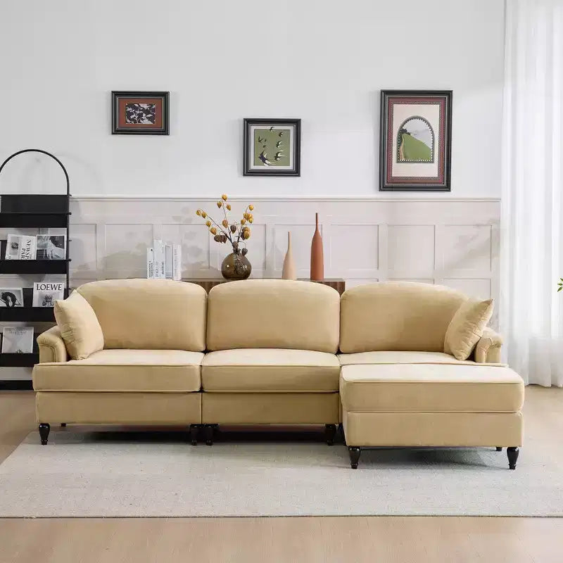 GDFStudio Divano Sezionale Moderno Hiroto a 4 Pezzi in Legno e Ciniglia con Gonna Rimovibile a Pieghe Arricciate e Braccioli Svasati