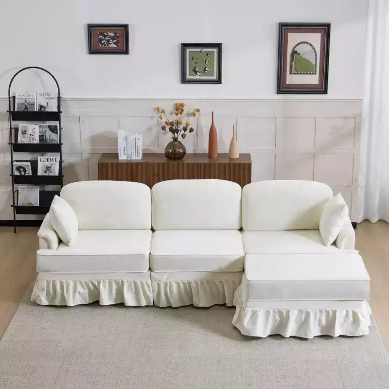 GDFStudio Divano Sezionale Moderno Hiroto a 4 Pezzi in Legno e Ciniglia con Gonna Rimovibile a Pieghe Arricciate e Braccioli Svasati