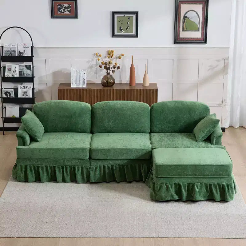 GDFStudio Divano Sezionale Moderno Hiroto a 4 Pezzi in Legno e Ciniglia con Gonna Rimovibile a Pieghe Arricciate e Braccioli Svasati
