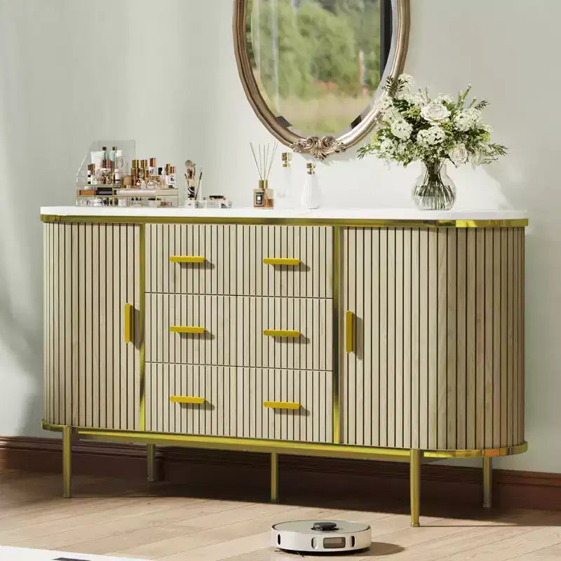 Madia credenza moderna scanalata da 149 cm con ripiano effetto marmo, mobile porta dischi a 2 ante e 6 cassetti e consolle da bar